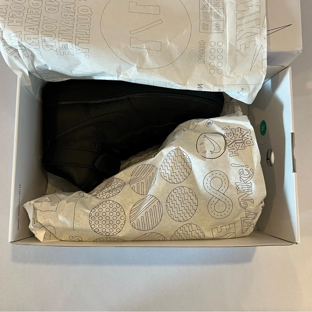 NIB Nike Air Force 1, Black, W Size 9 - Picture 7 of 8